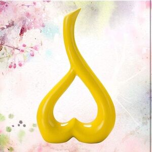 Ceramic Decorative Heart-Shaped Flower Vase
